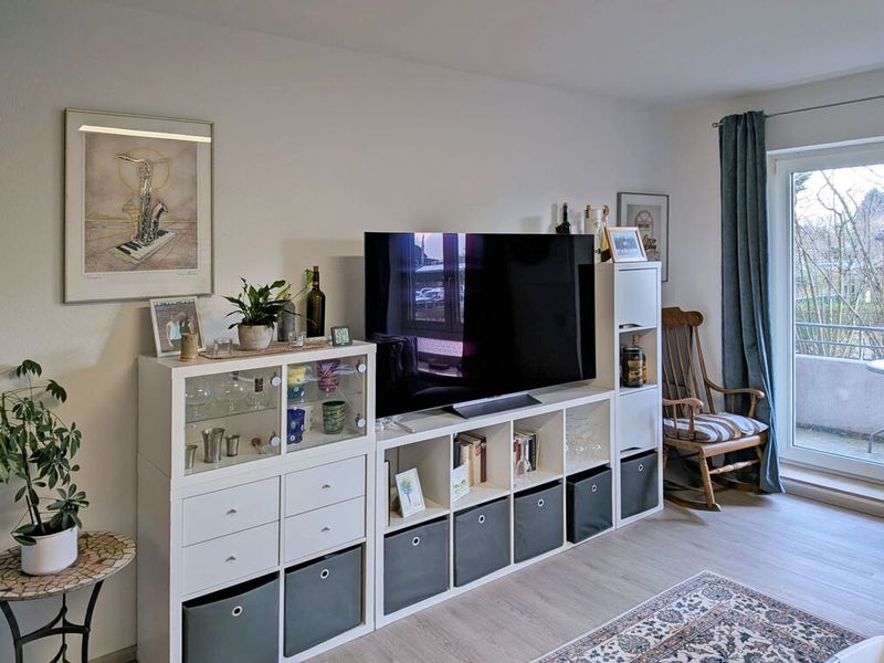 Helle 2 Zi.ETW mit Balkon inkl. Stellplatz! Perfekter Grundriss!
Vor den Toren Hamburgs!